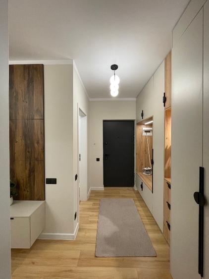 Apartament cu 2 camere semidecomandat în Florești