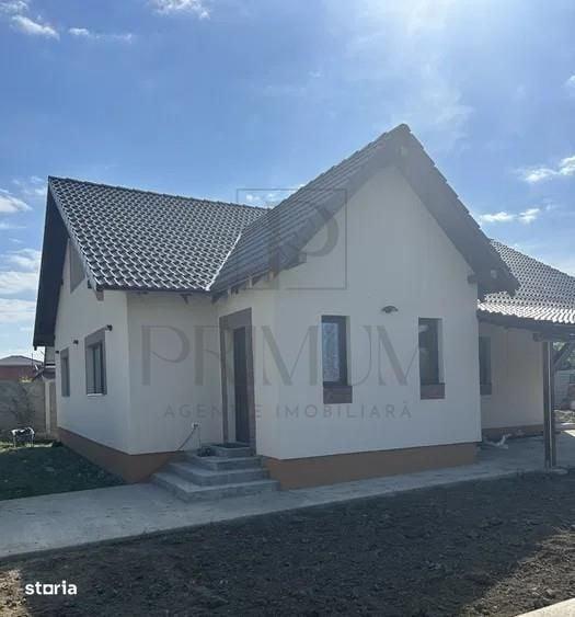 Casă cu 4 camere în Utvin