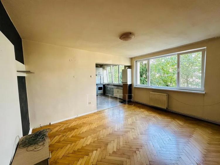 Apartament cu 3 camere semidecomandat, mobilat în Grigorescu