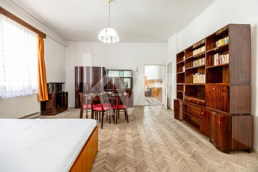 Apartament cu 2 camere nedecomandat, mobilat în Centrul Istoric