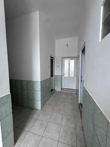 Inchiriez spatiu comercial 80 mp - 1