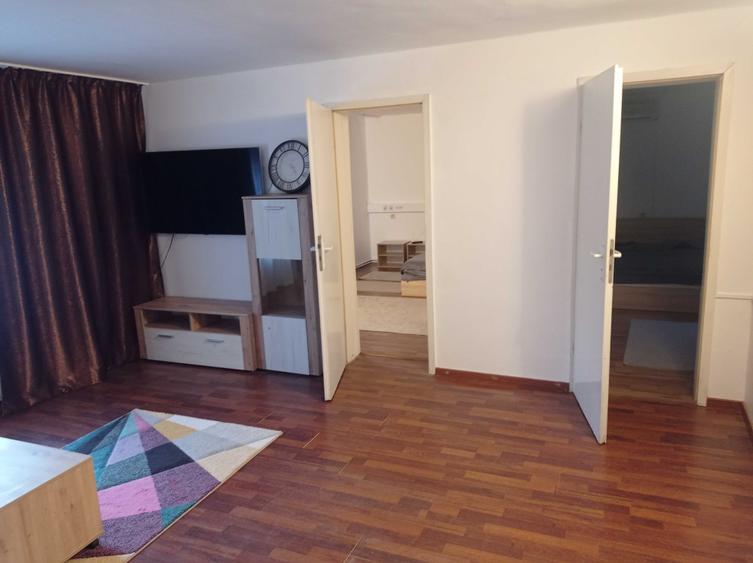 Casă cu 3 camere cu Teren 60 Mp în Bălcescu