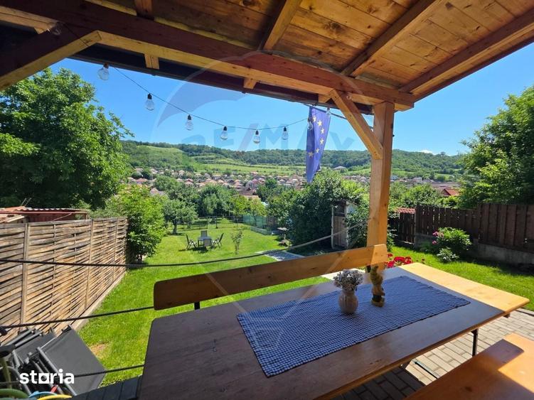 Casă cu 3 camere cu Teren 614 Mp în Central