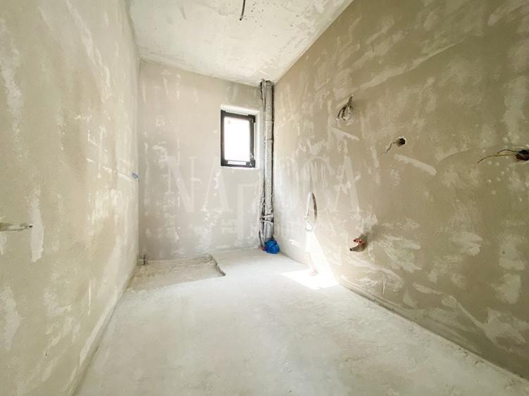 Duplex cu 5 camere cu Canalizare în Europa