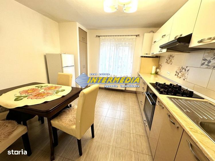 Apartament cu 2 camere decomandat, mobilat în Cetate