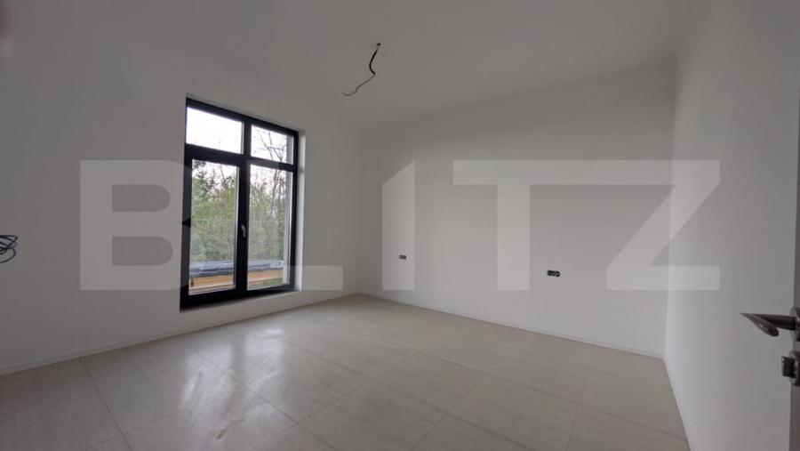 Casă cu 3 camere cu Teren 900 Mp în Răzvad