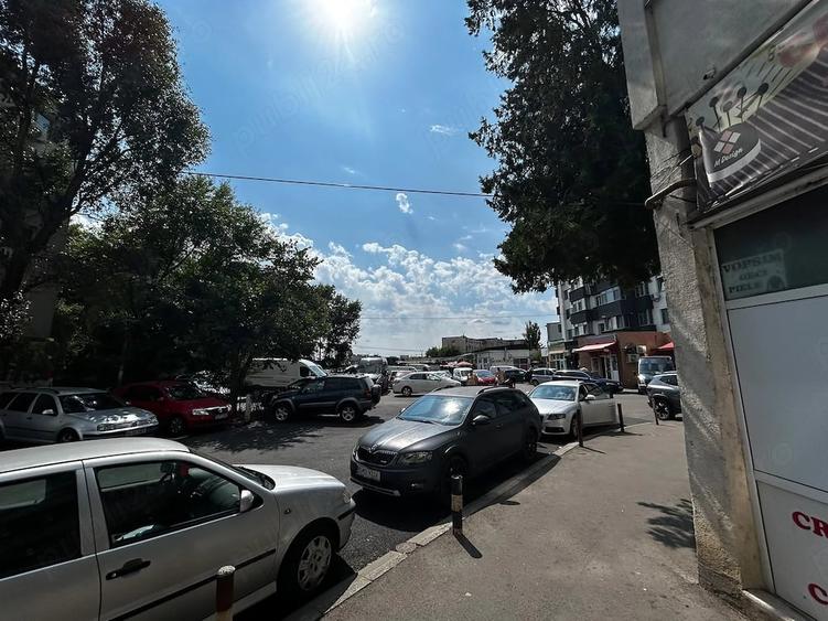 Spațiu comercial, de 48 mp, în Nicolina