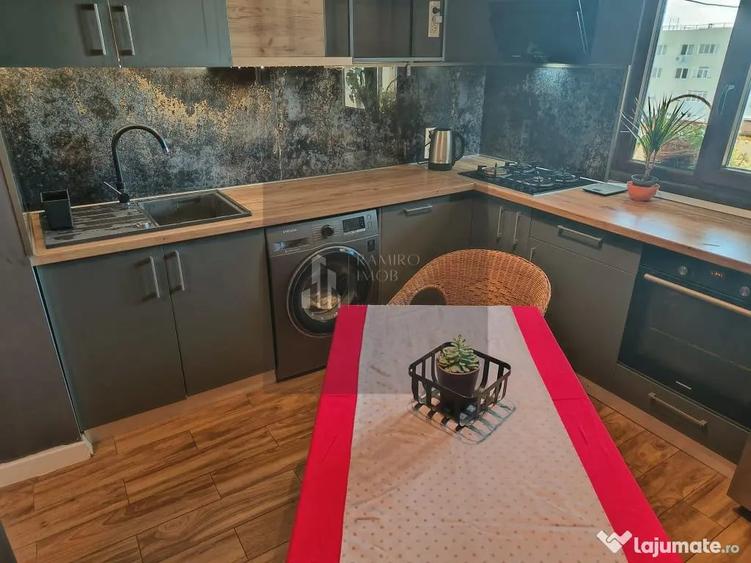 Apartament cu 2 camere decomandat în Apărătorii Patriei