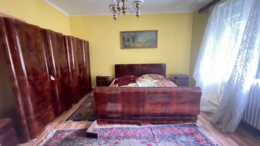 Casă individuală cu 7 camere cu Canalizare în Mehala