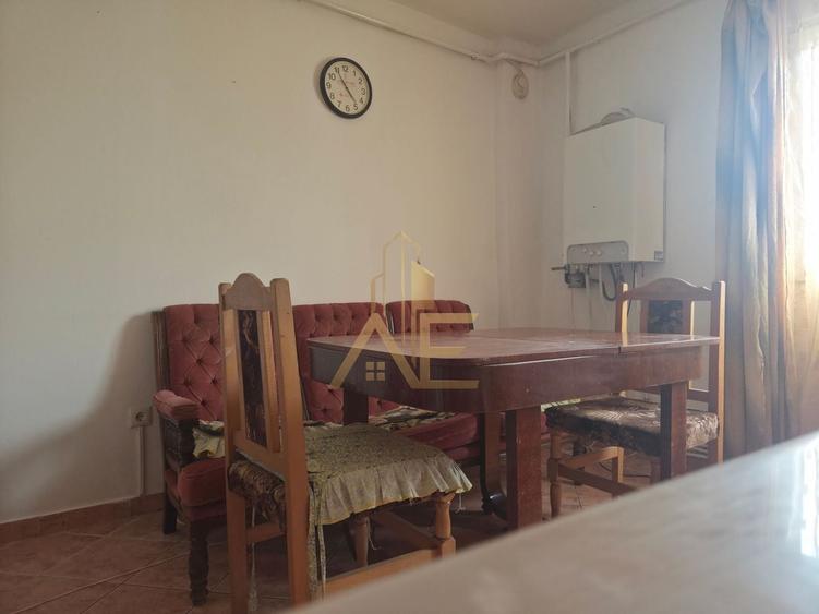 Apartament cu 2 camere semidecomandat, mobilat în Sud