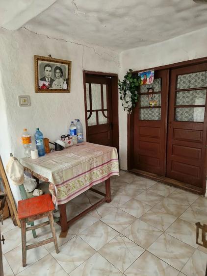 Casă cu 3 camere cu Teren 1862 Mp în Adunații Teiului