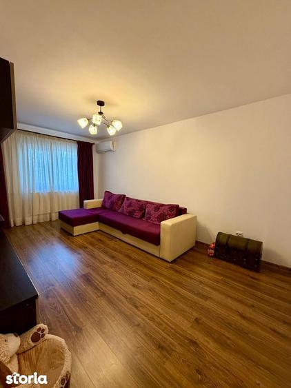 Apartament cu 3 camere decomandat, mobilat în Mircea cel Bătrân