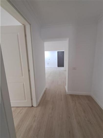 Apartament cu 2 camere semidecomandat în Dămăroaia