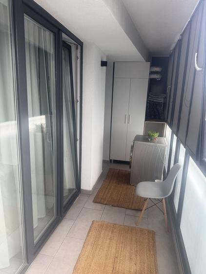 Apartament cu 2 camere decomandat în Eroii Revoluției