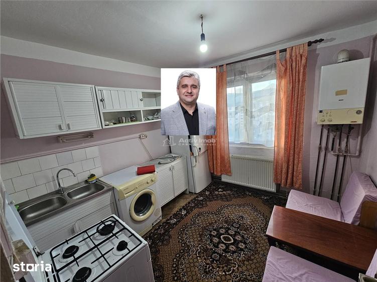 Garsonieră decomandată în Calea Caransebeșului