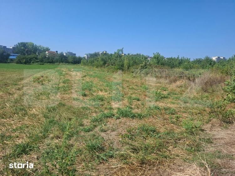Teren de 1600 mp, în Central