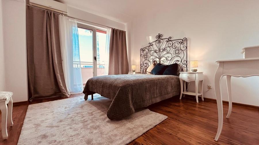 Apartament cu 2 camere semidecomandat în Politehnica