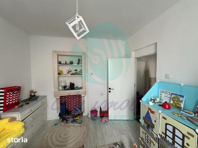 Apartament cu 4 camere decomandat în Centrul Civic