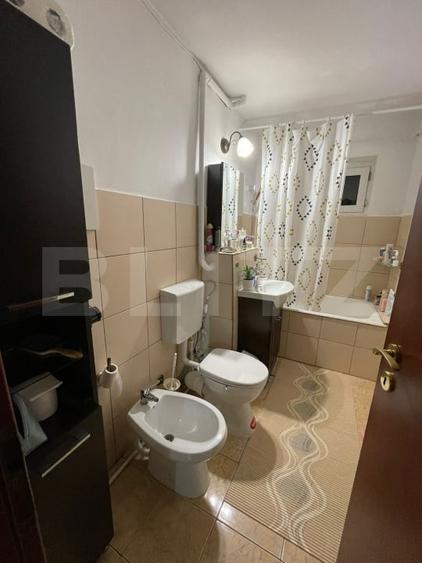 Apartament 3 camere, 74 mp, zona Micro 5 - 6