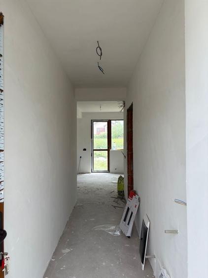 Casă cu 4 camere în Vidra