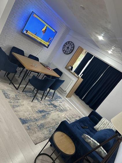Apartament cu 3 camere decomandat, mobilat în Central