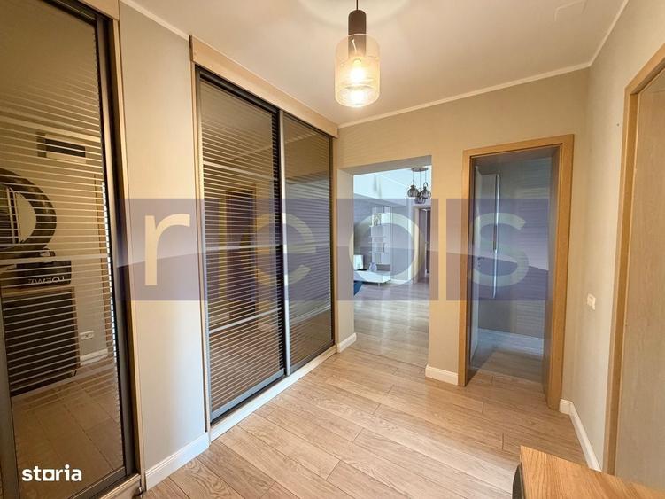 Apartament cu 4 camere decomandat în Ultracentral