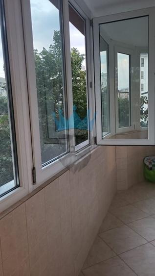 Apartament cu 2 camere decomandat, mobilat în Calea Călărașilor