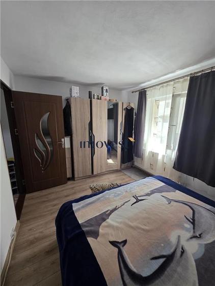 Apartament cu 3 camere decomandat în Micro 16