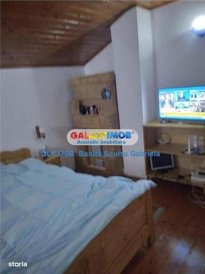 Casă cu 4 camere cu Teren 730 Mp în Izvoarele
