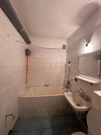 Garsonieră semidecomandată în Tomis III