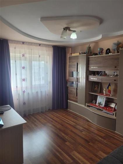 Apartament 3 camere decomandat zona Nord - 10