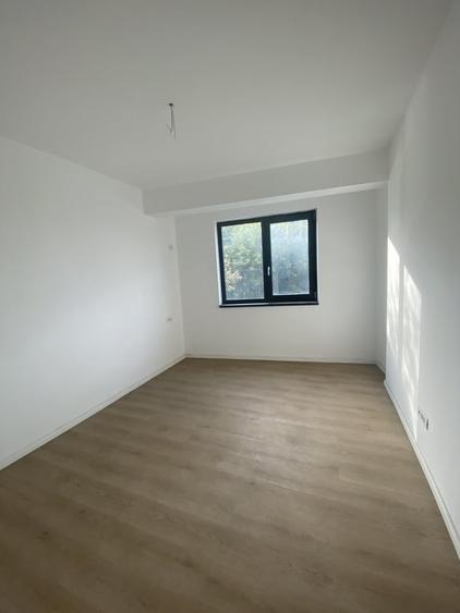 Apartament cu 2 camere decomandat în Prelungirea Ferentari