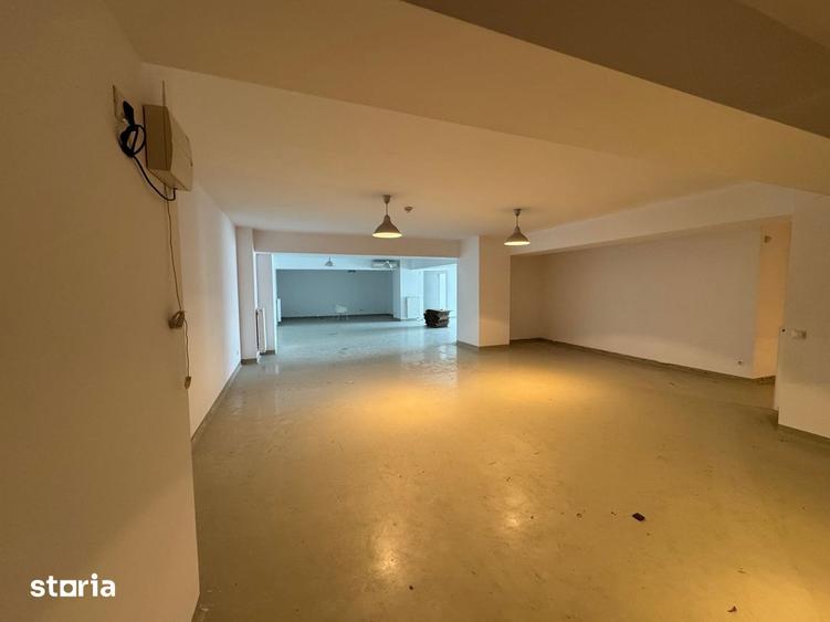 Apartament cu 4 camere în Pipera