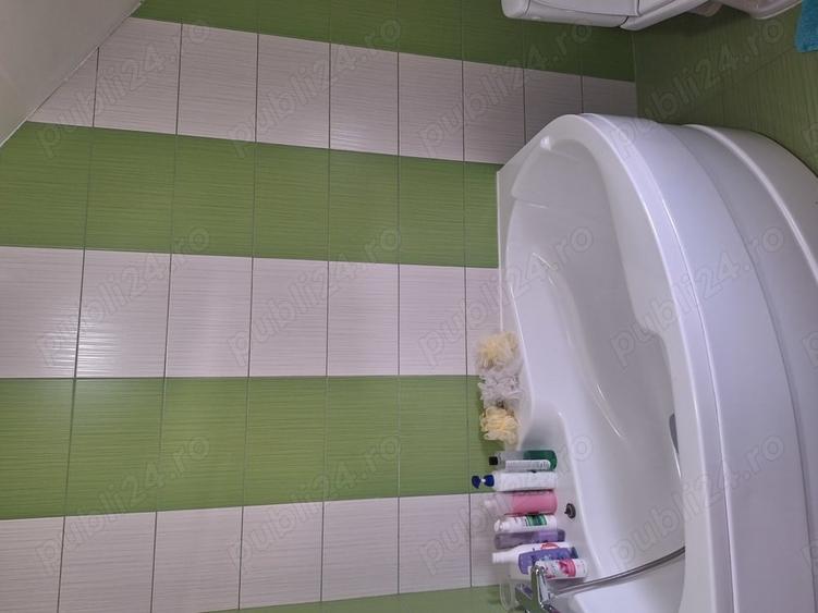 Casă cu 5 camere cu Teren 400 Mp în Șofronea