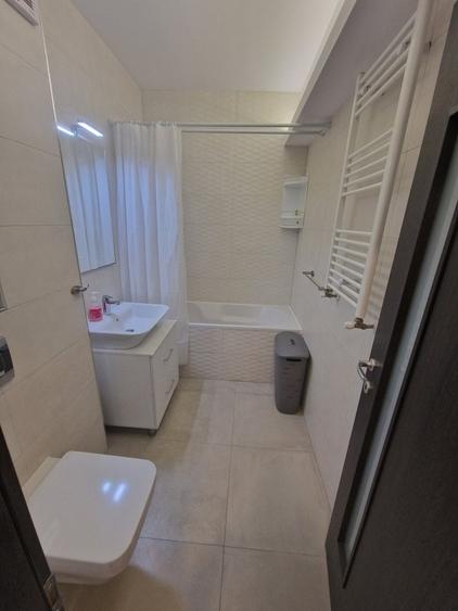 Apartament cu 2 camere decomandat, mobilat în Grozăvești