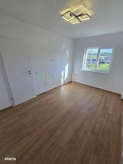 Apartament cu 3 camere în Baciu