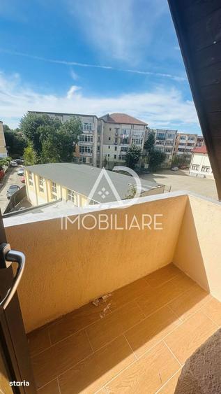 Apartament cu 3 camere în Unirii