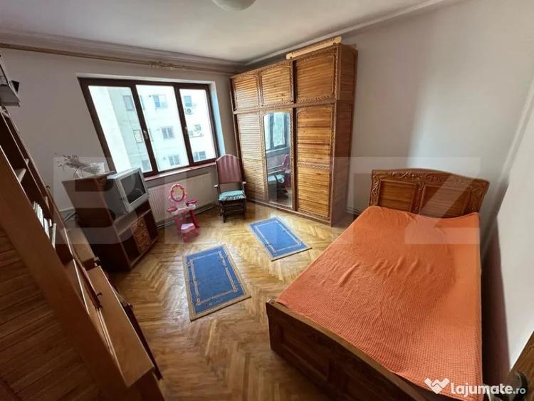 Apartament cu 3 camere decomandat în Kogălniceanu
