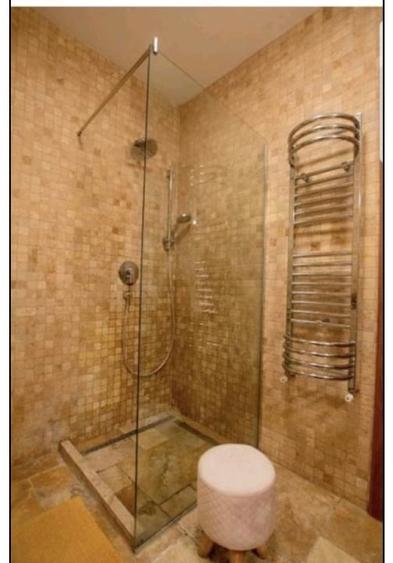 Apartament cu 3 camere semidecomandat, mobilat în Central