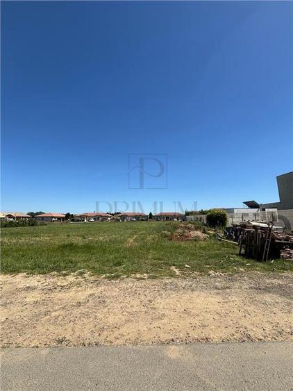 Teren intravilan de 840 mp, în Urseni