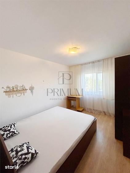 Apartament cu 3 camere decomandat în Lunei
