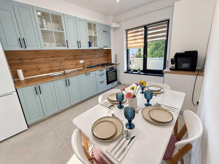 Apartament cu 2 camere decomandat în Central
