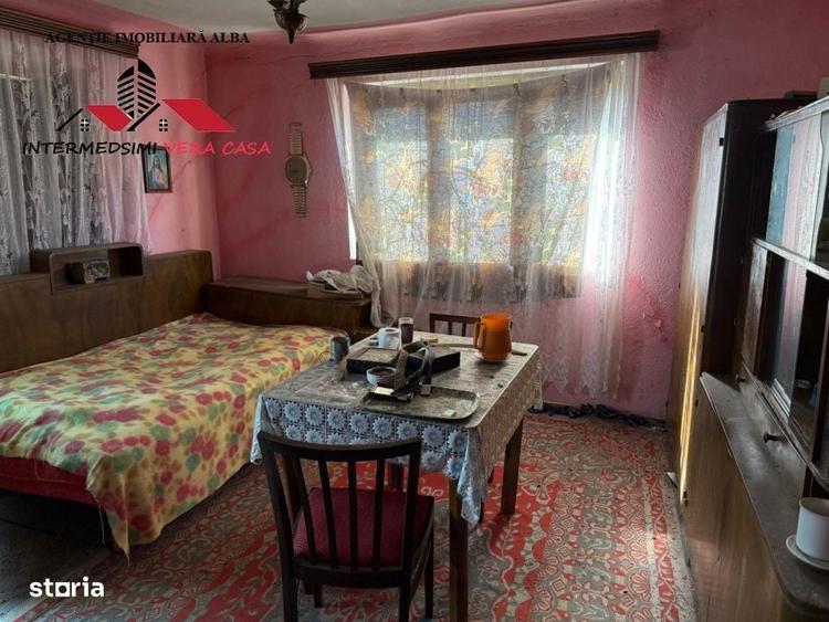 Casă cu 4 camere în Pârău lui Mihai