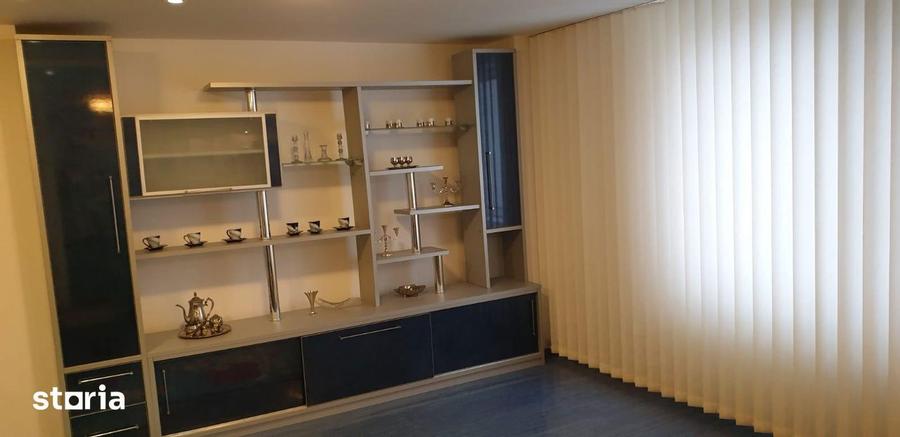 Vand apartament cu 4 camere etaj2/4 - 2