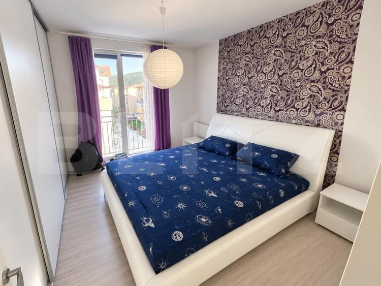 Apartament cu 3 camere semidecomandat, mobilat în Florești