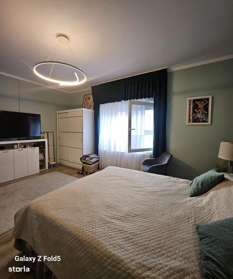Casă cu 4 camere cu Teren 240 Mp în Central