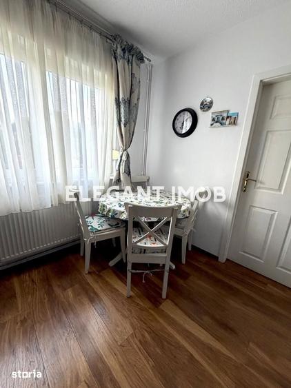 Casă cu 6 camere cu Teren 515 Mp în Corbeanca