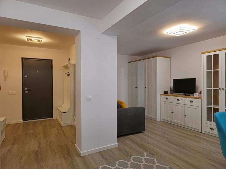 Apartament cu 2 camere decomandat, mobilat în Zorilor