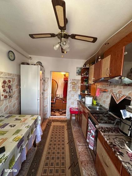 De vanzare apartament cu 3 camre si balcon, etaj intermediar 55000euro - 3