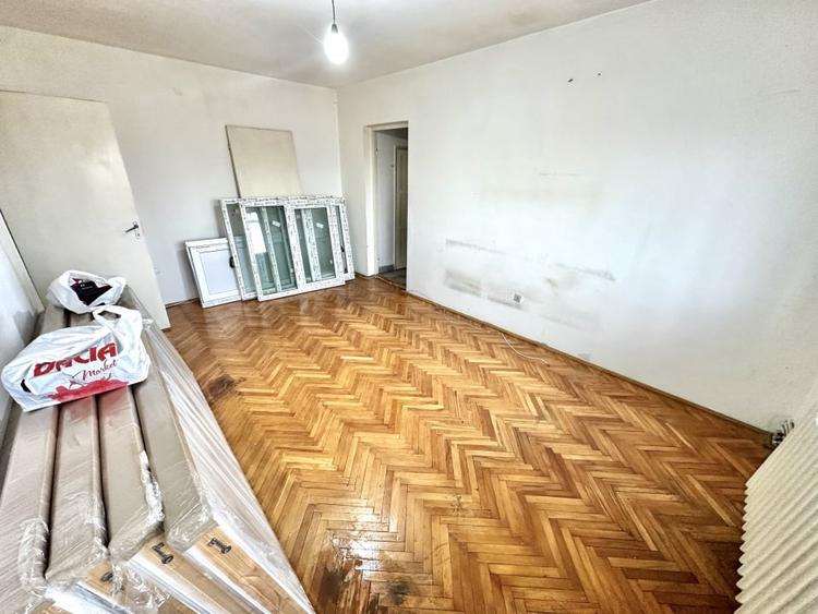 APARTAMENT 2 CAMERE I CETATE ZONA CLOSCA I NERENOVAT I BLOC CARAMIDA I - 14